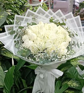 Buket beyaz gül karasu çiçekçilik