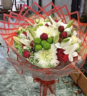 karasu çiçekçilik buket gül siyah